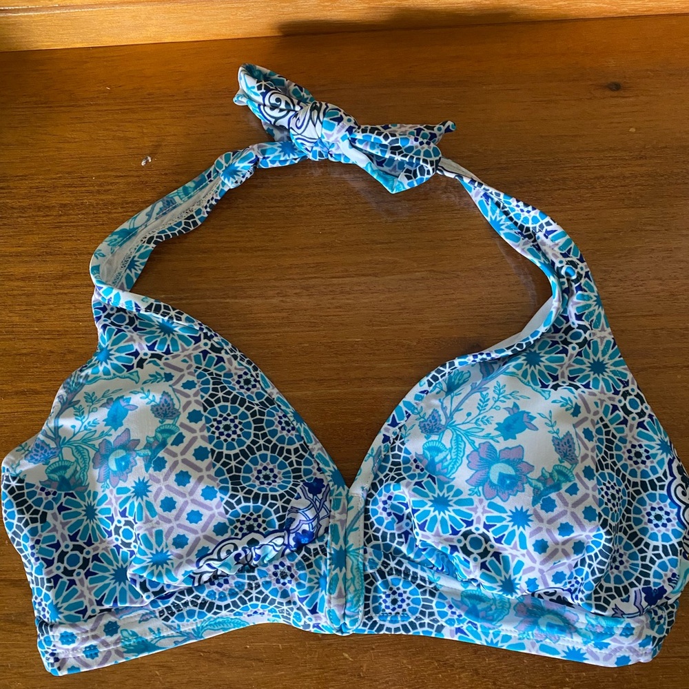 Kona Sol Blue Floral Bikini Top